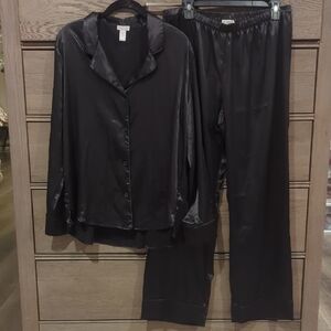 Ambrielle Black Satin Pajama Set